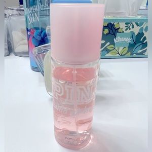 PINK Victorias Secret Body 5pray - Wild at Heart